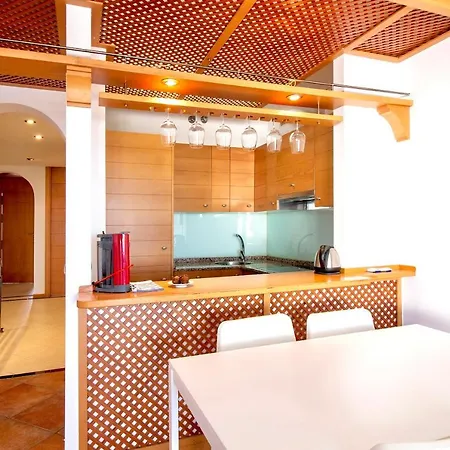 Espacios Blanco Adeje Paradise * Costa Adeje (Tenerife)